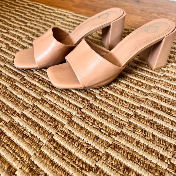 Journee Collection Alisia Sandal Heels size 9 from DWS. - Picture 4 of 5